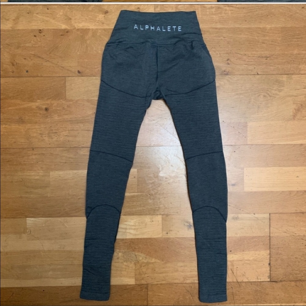 Alphalete Revival Leggings